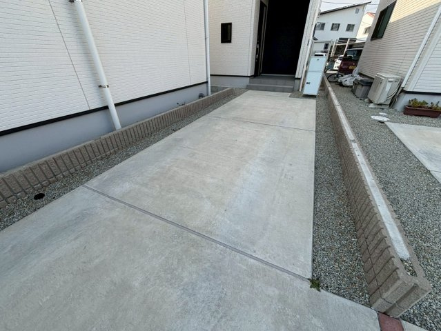 加古川市野口町野口戸建の駐車場