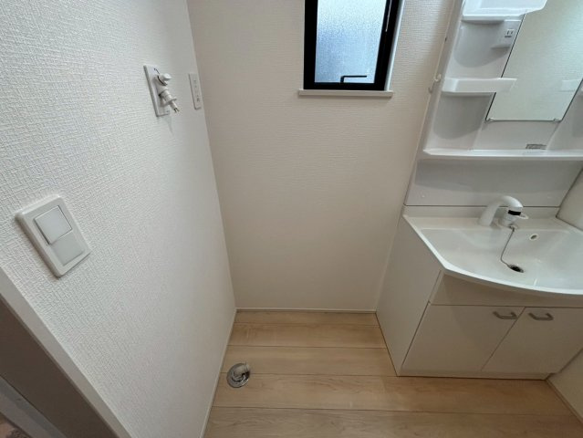 加古川市野口町野口戸建の洗面所