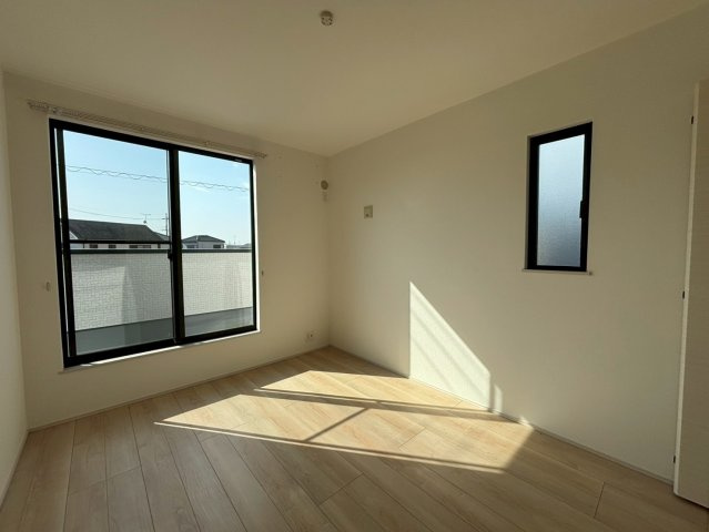 加古川市野口町野口戸建の洋室