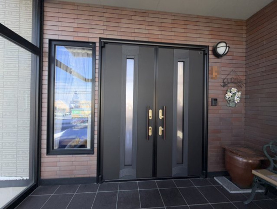 【玄関】 | 北見市公園町１５２番地４、１５９番地１　中古売家