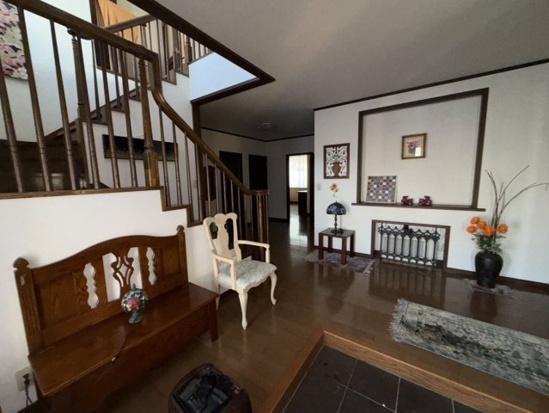 【玄関】 | 北見市公園町１５２番地４、１５９番地１　中古売家