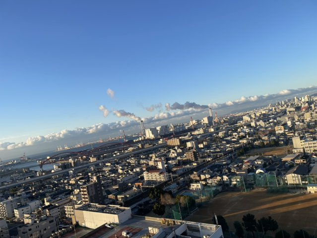 御影タワーレジデンスの展望|47階建17階部分です。
お部屋からの景色を是非実際にご覧くださいませ。
お問い合わせお待ちしております。