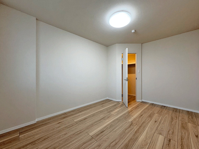 D’レスティア ブランオーブ新田東の洋室