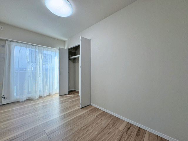 D’レスティア ブランオーブ新田東の洋室