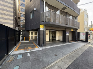 【エントランス】