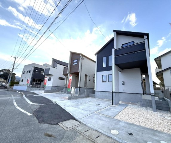 ブルーミングガーデン　城南区梅林5丁目　1号棟