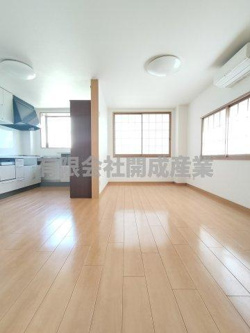 【居間・リビング】