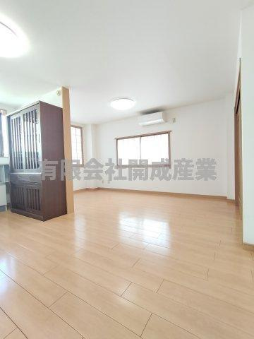 【居間・リビング】