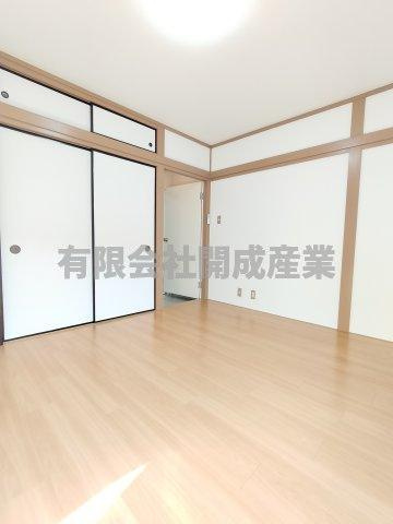 【洋室】 | ３階洋室