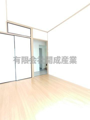 【洋室】 | ４階洋室右