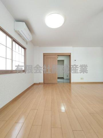 【居間・リビング】