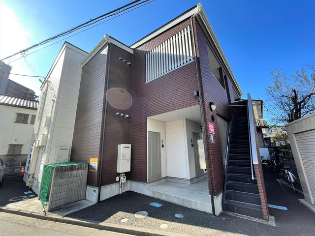 クレアフォーチュン中江の外観