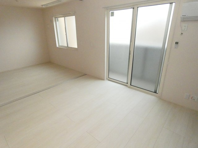 アンソレイエ　ファミーユの居間・リビング