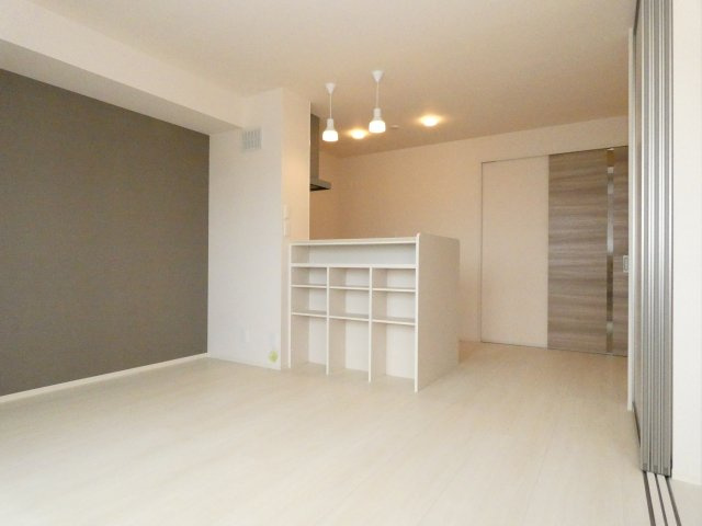 アンソレイエ　ファミーユの居間・リビング