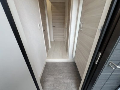 【玄関】 | ホワイエ国富