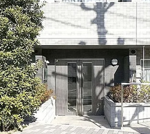 ヴォーガコルテ田端のエントランス