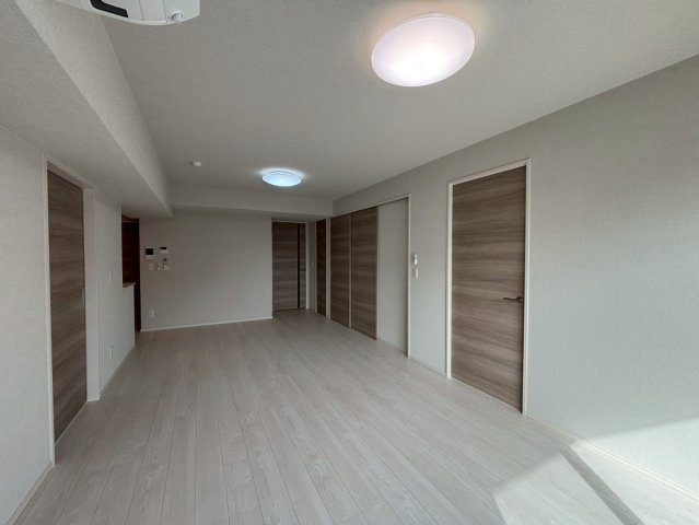 TUNAMAYO RESIDENCEの居間・リビング