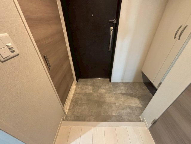 TUNAMAYO RESIDENCEの玄関