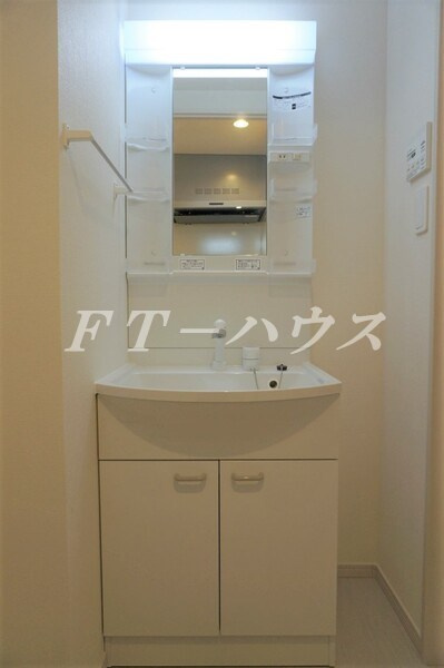 リブリ・Verdeの洗面所