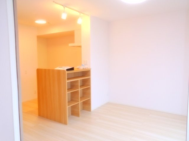 アヴニールの居間・リビング