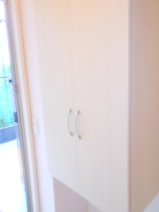 アヴニールの玄関