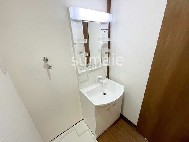 グロアール大宮の洗面所|独立洗面台です。