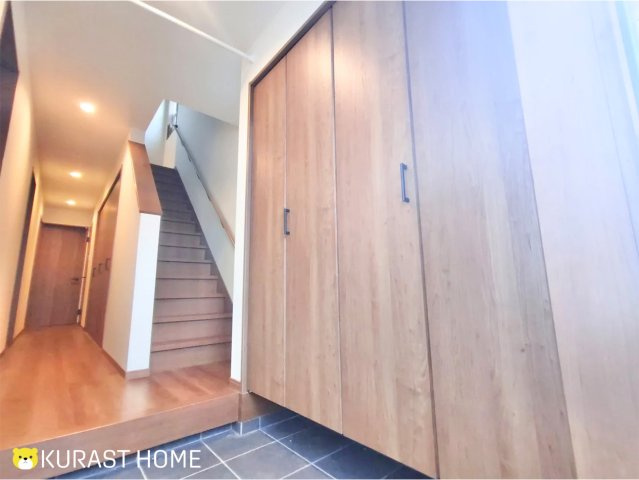 京都市伏見区久我本町　中古戸建の玄関