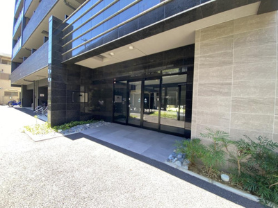 【エントランス】 | レオンヴァリエ大阪ベイシティ