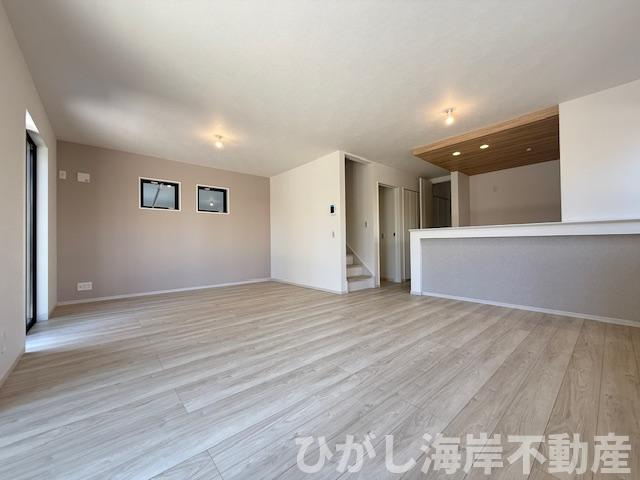 茅ヶ崎市今宿　新築戸建　全2棟の居間・リビング|20帖　LDK