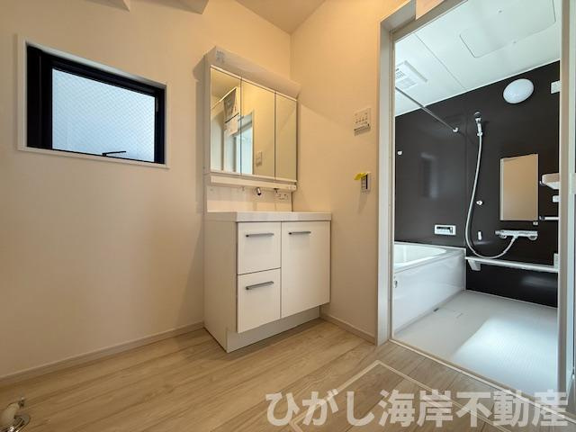 茅ヶ崎市今宿　新築戸建　全2棟の脱衣所|脱衣スペース