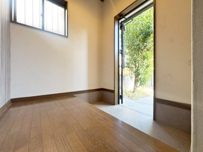 【玄関】 | 池田市畑2丁目貸家