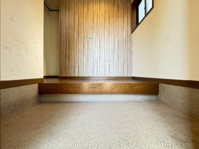 【玄関】 | 池田市畑2丁目貸家