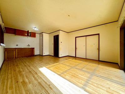 【居間・リビング】 | 池田市畑2丁目貸家