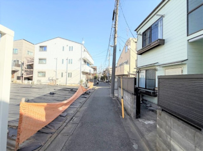 【前面道路含む現地写真】 | 【仲介手数料５２０万円が無料！！】■学芸大学駅８分■お好きなハウスメーカーで建築可 | 「諸費用５２０万円ＯＦＦキャンペーン！！」
家計応援の限界に挑戦中！
■学芸大学駅８分
■お好きなハウスメーカーで建築可
■無料で間取図作成可
■各ハウスメーカーを少しお安くご紹介可