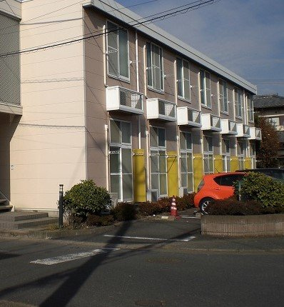 レオパレスルナシャインの外観