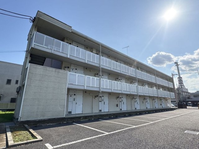 レオパレスコンフォーツＭの外観