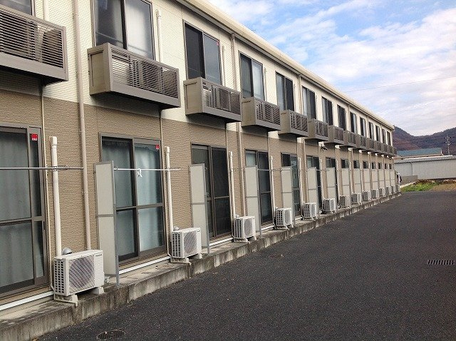 レオネクストロゼットの外観