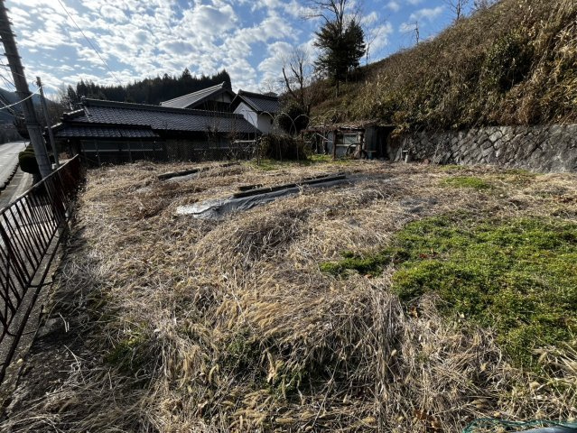 榛原山辺三の周辺
