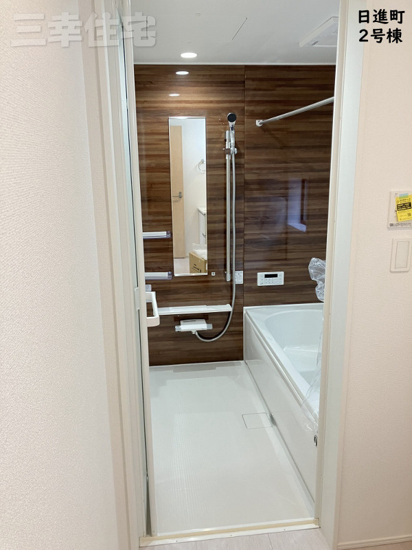 碧南市日進町の浴室|タイマーセットで自動お湯張り。帰宅後すぐにお風呂に入れちゃう嬉しい機能がついてます♪