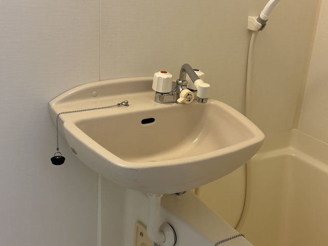 レオパレスラポールの内装