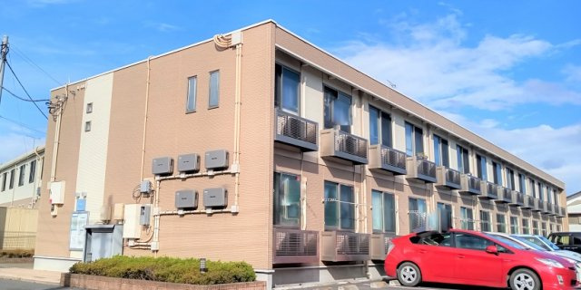 レオネクスト春日岡ファミリアの外観