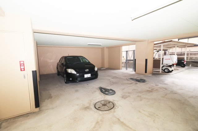 ダイナコートピア黒崎Ⅱ　6階の駐車場