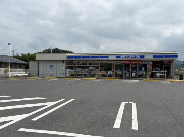 レオパレスラポールの周辺