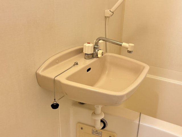 レオパレスラポールの内装