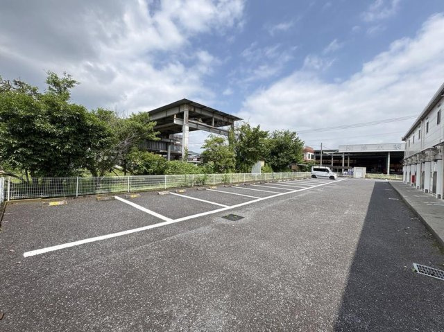 レオパレスラポールのその他