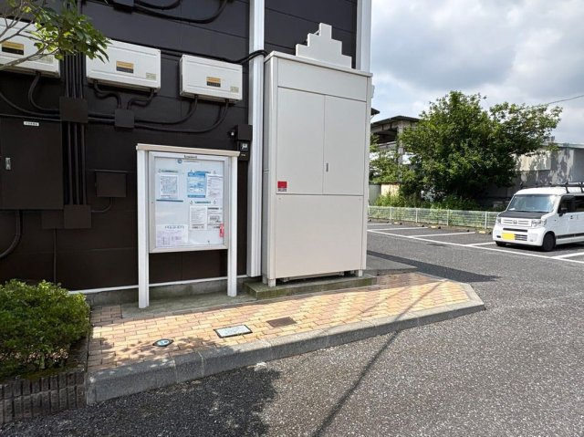 レオパレスラポールのその他