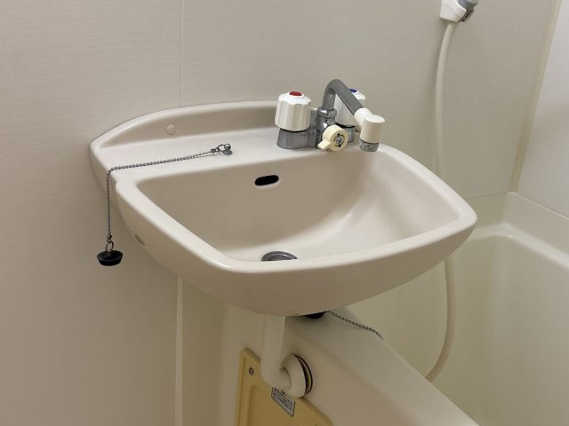 レオパレスラポールの内装