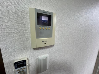 【内装】 | ベビーズ・ブレス | カラーモニターホン（イメージ）