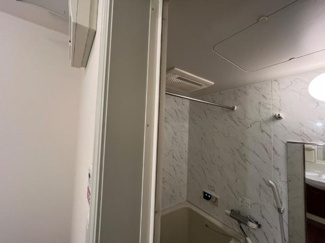 【浴室】 | ベビーズ・ブレス | 浴室の換気乾燥機能（イメージ）