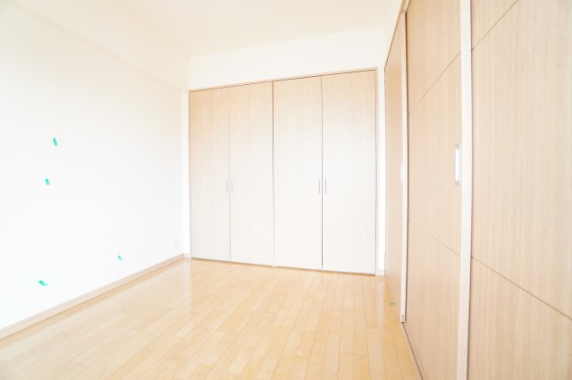 【洋室】 | エコロジー千葉みなとレジデンス | ※同物件・同タイプの写真です。